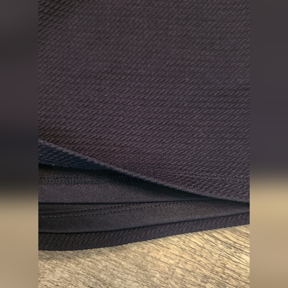 🏷 Black Hot Shorts Junior's Size Large - Picture 6 of 6